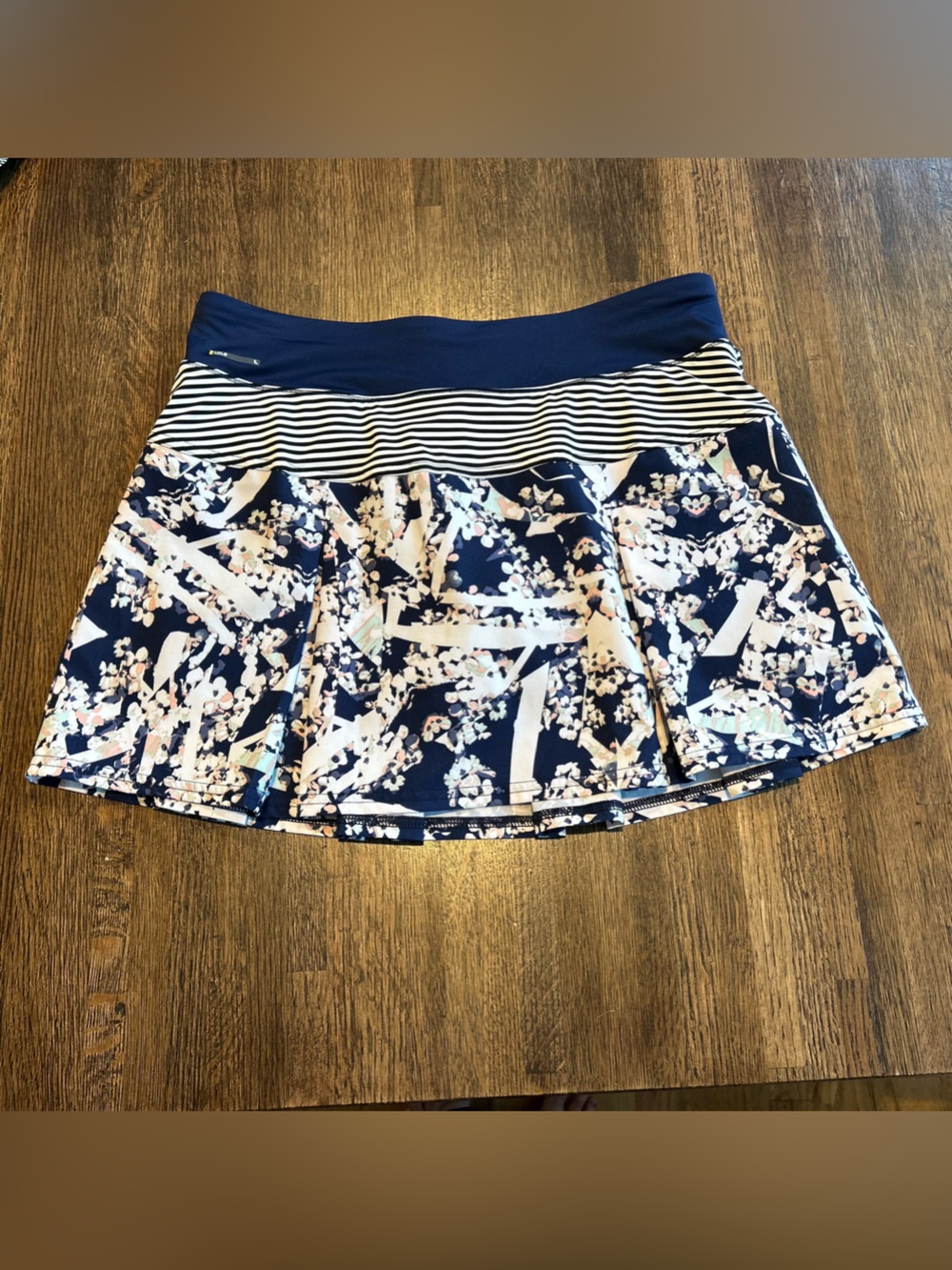 Lole Skort - Black/White Strip Navy Floral Pleats Active Golf Tennis - Size S
